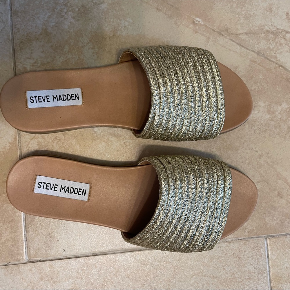 Steve Madden Gold Karolyn Women's Slide Sandals